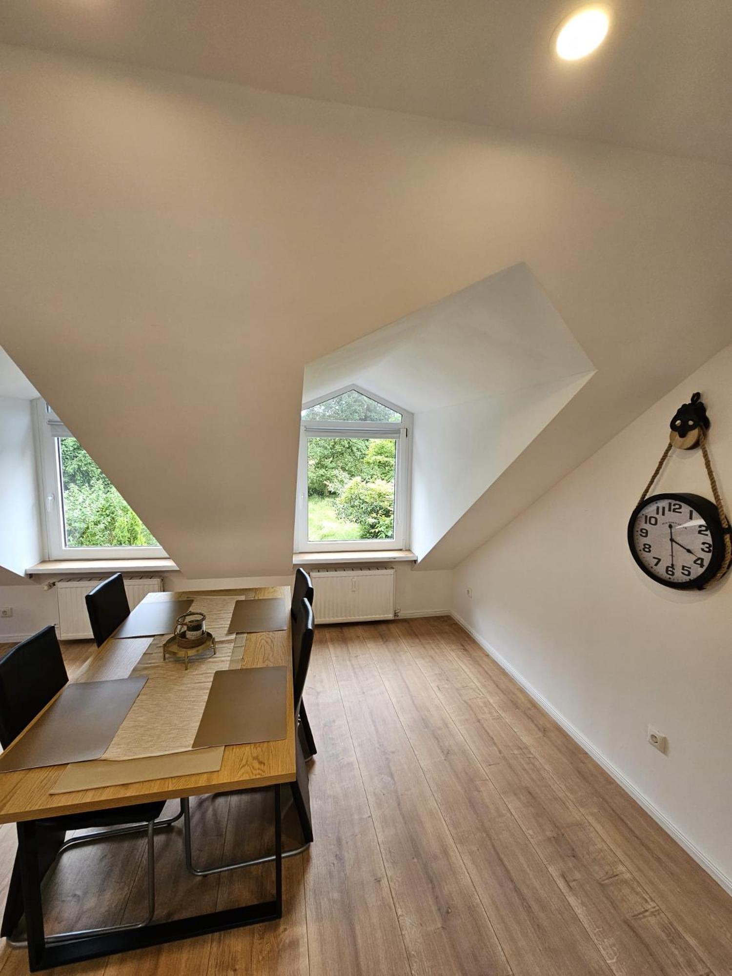 Tautraum Suite Mit Whirlpool Und Gruenem Ausblick Wilhelmshaven Exterior foto
