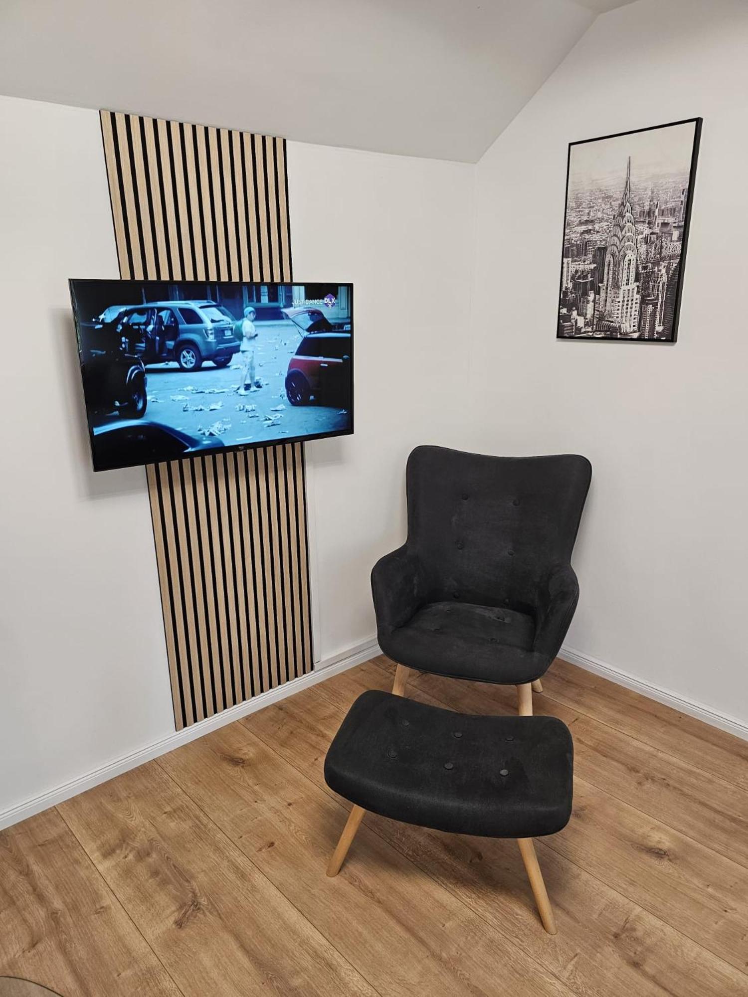 Tautraum Suite Mit Whirlpool Und Gruenem Ausblick Wilhelmshaven Exterior foto